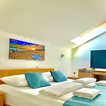 Hotel Keltika 3*