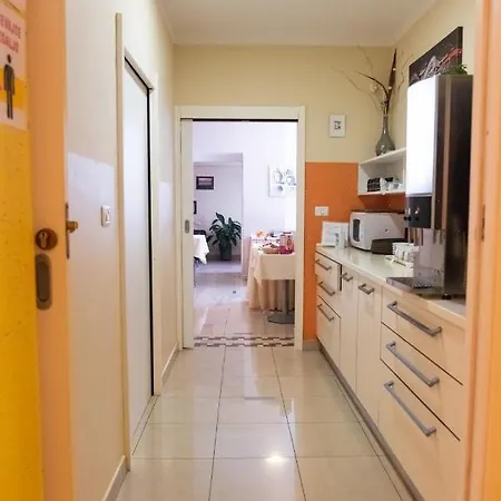 Garni Keltika فندق 3*