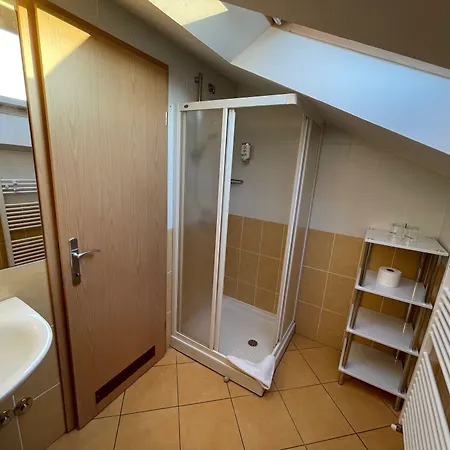 ホテル Garni Keltika 3*