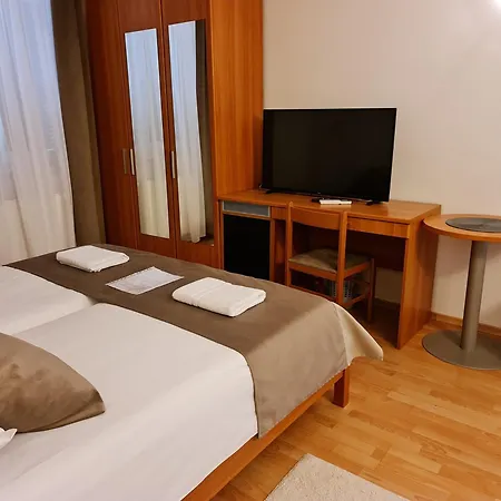 Garni Keltika 3* Изола